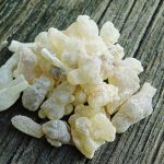 Frankincenso derva – Rausvai balta, 10 g